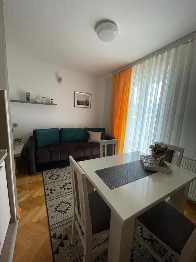 Apartman Miniki วรินรัชกา บานยา ภายนอก รูปภาพ