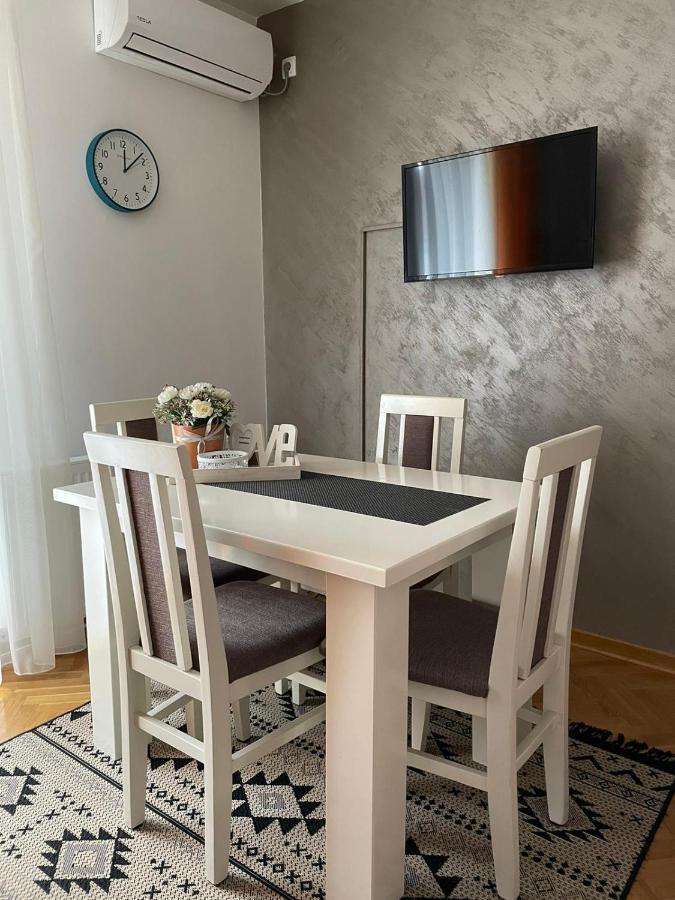 Apartman Miniki วรินรัชกา บานยา ภายนอก รูปภาพ